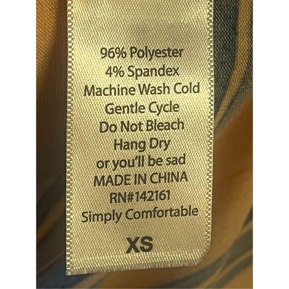 LuLaRoe Irma Tunic Shirt Size XS Striped Short Sleeves nwt (3521) - Picture 4 of 5